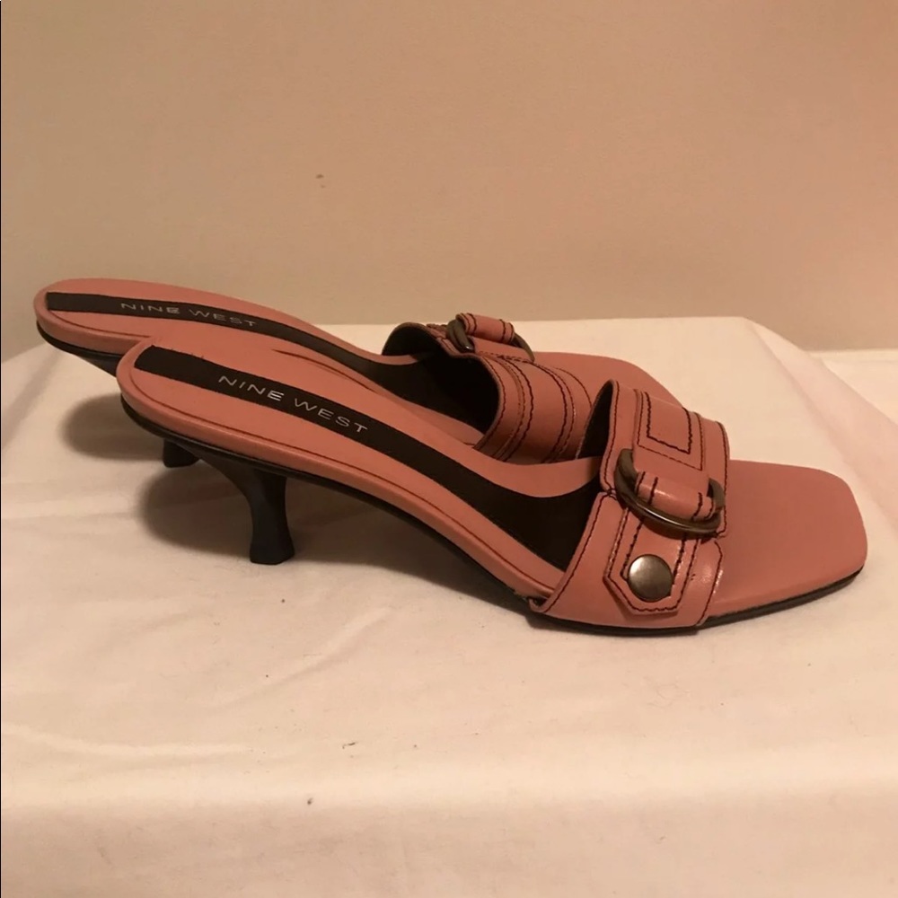 Sandals - Picture 2 of 3
